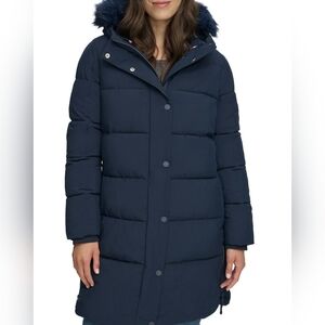 NWT Tommy Hilfiger Women's Faux Fur Hood Puffer Coat Navy Blue Size Medium